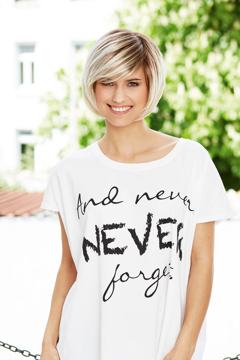 Catwalk Deluxe Super by Gisela Mayer | shop name | Medical Hair Loss & Wig Experts.