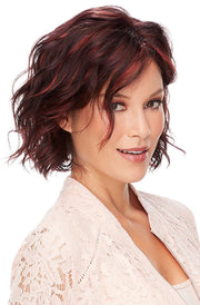 FS60/BLs6 • GLACIER | Soft white blended with a pale blue and shaded with a medium brown root