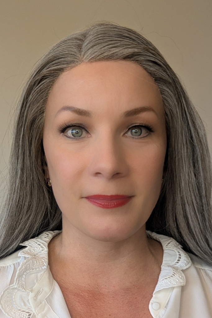 LIGHT GREY | Gripper Wig