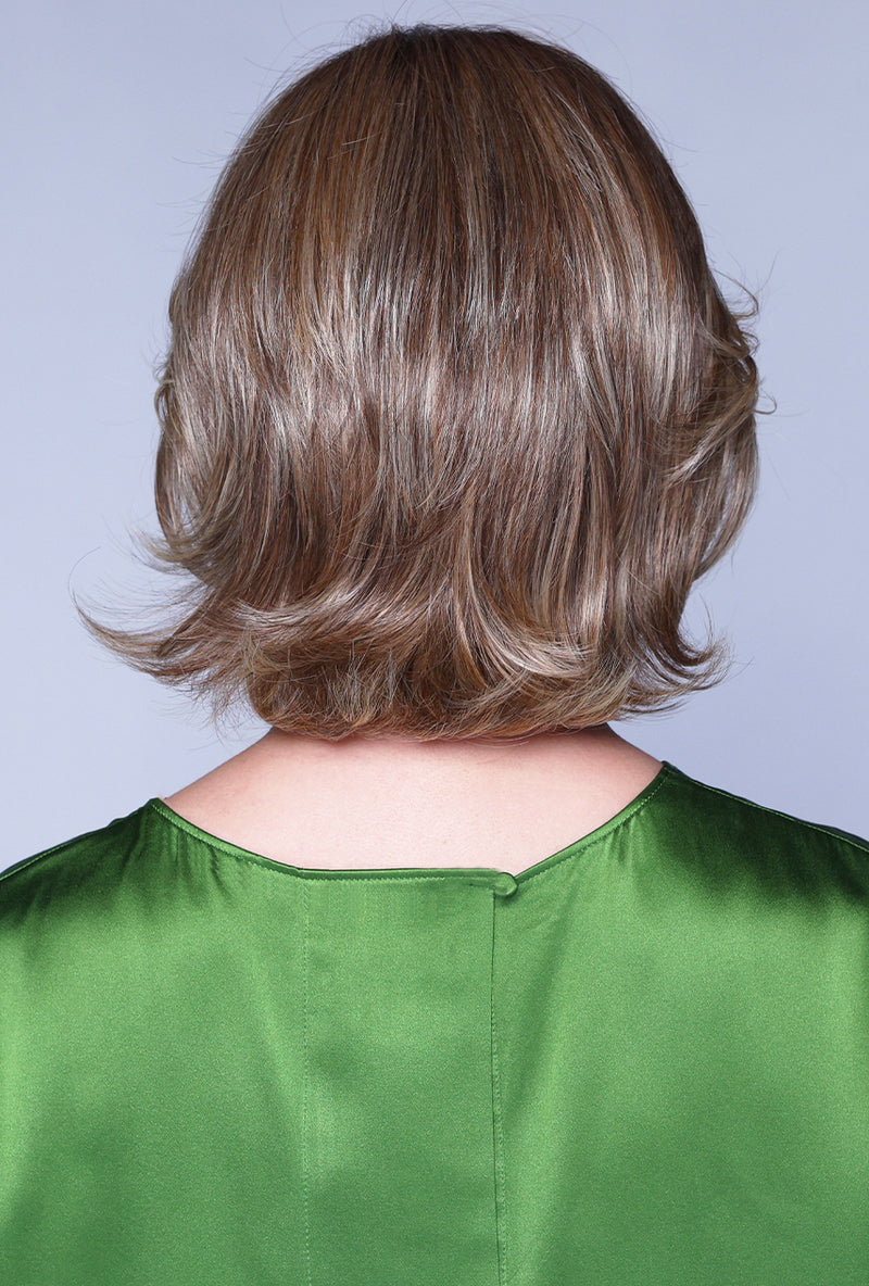 GINGER ALE BLONDE • 8/25/613 •••