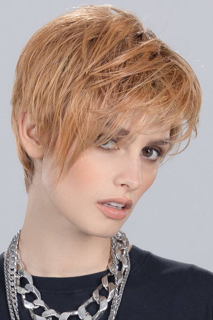 Toffee Blonde Rooted