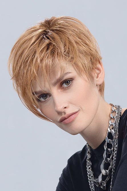 Toffee Blonde Rooted