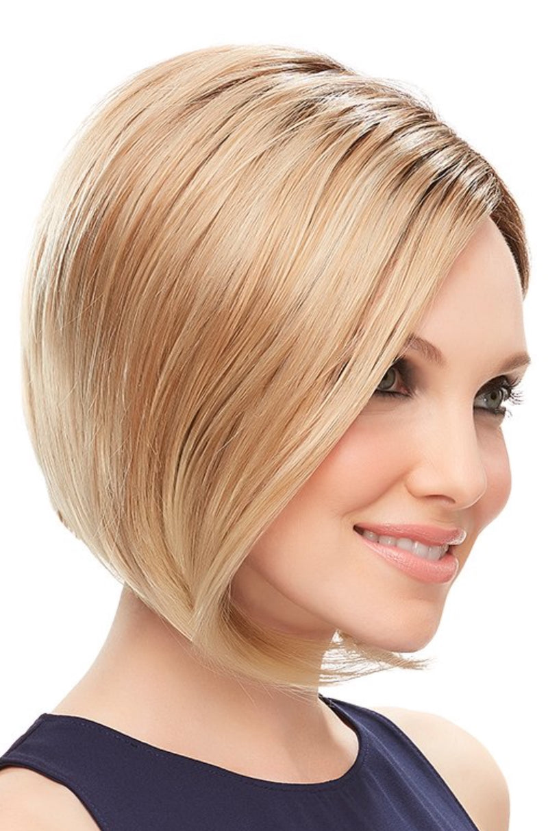 12FS8 • SHADED PRALINE | Light Gold Blonde & Pale Natural Blonde Blend + shaded with Dark Brown