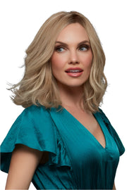 FS24/102s12 • LAGUNA BLONDE | Light Natural Gold Blonde w/ Pale Natural Gold Blonde Bold Highlights & Shaded w/ Light Gold Brown