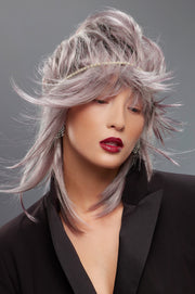 60s18 • SLEET | Soft white with a dark ash blonde root