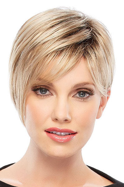 1B/60 • PEPPERCORN | A dark base sprinkled with luminous white highlights. A lighter lace front for natural appearance.