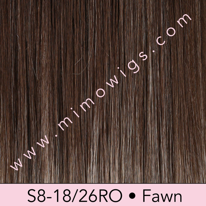 S18-60/102RO • SOLSTICE | Cool dark roots lightening to chic platiinum blonde ombré