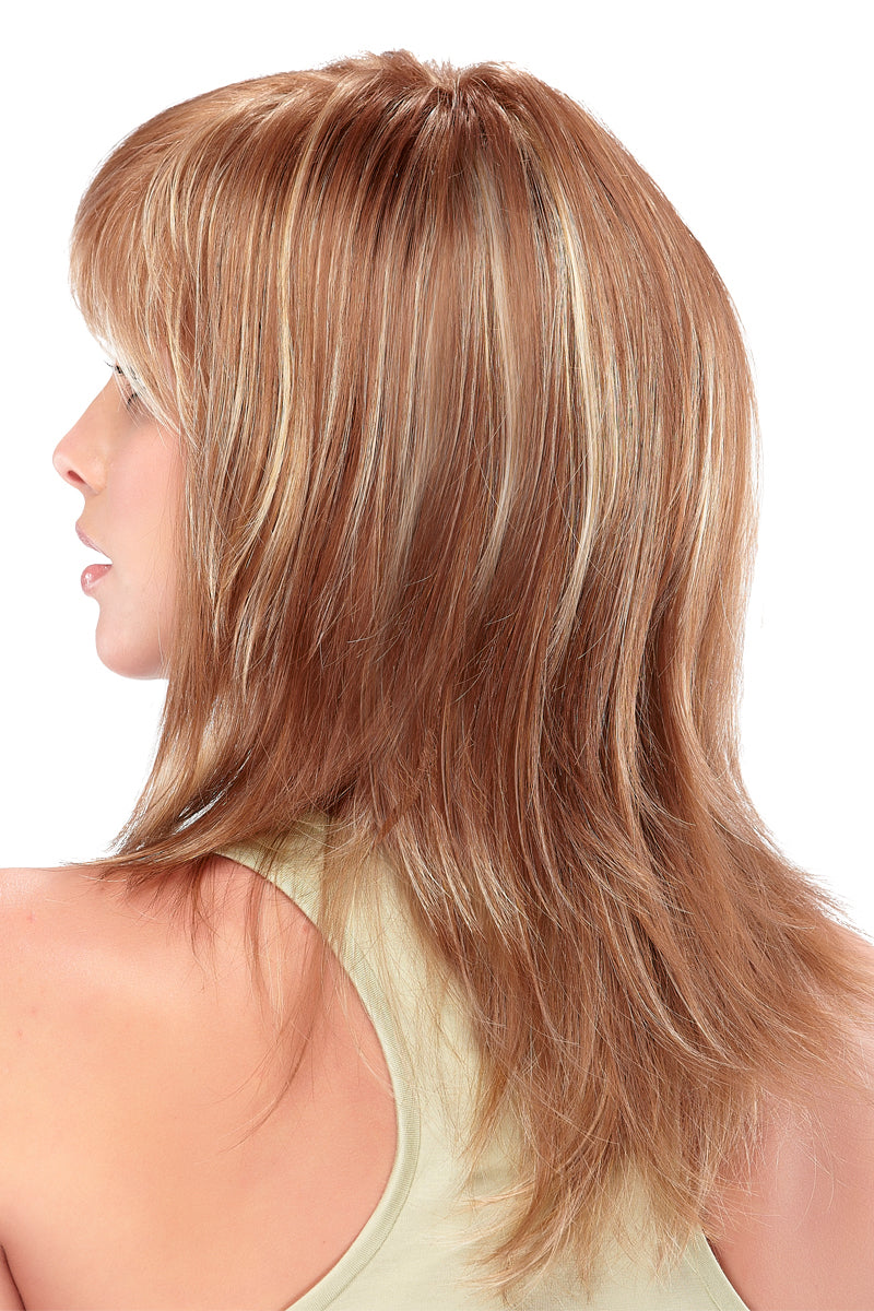 S8-18/26RO • FAWN | Rich dark roots blend to honey and platinum blended ombré